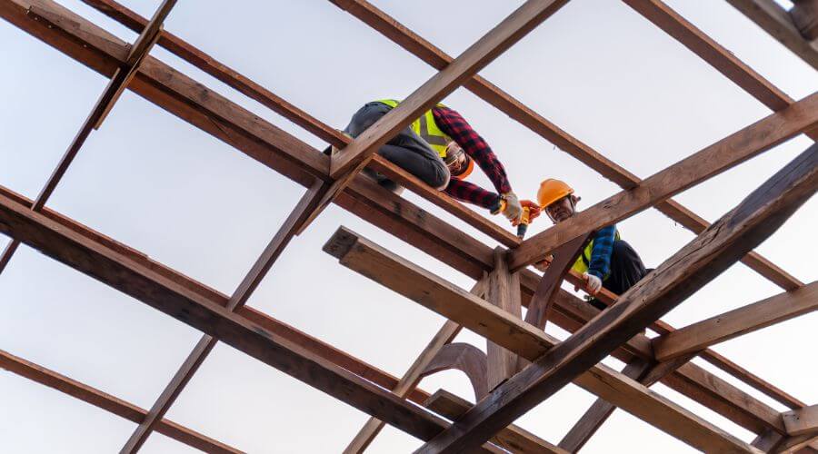 Professional residential roofers in Dover, MO